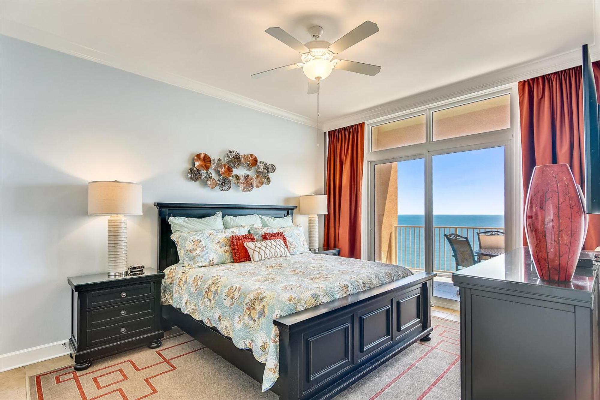 Phoenix Gulf Shores Unit 1702 Bilik gambar